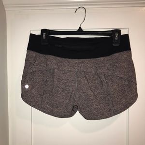 Lululemon heather grey shorts sz. 4